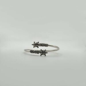 92.5 Silver Turtle Motif Designer Kada