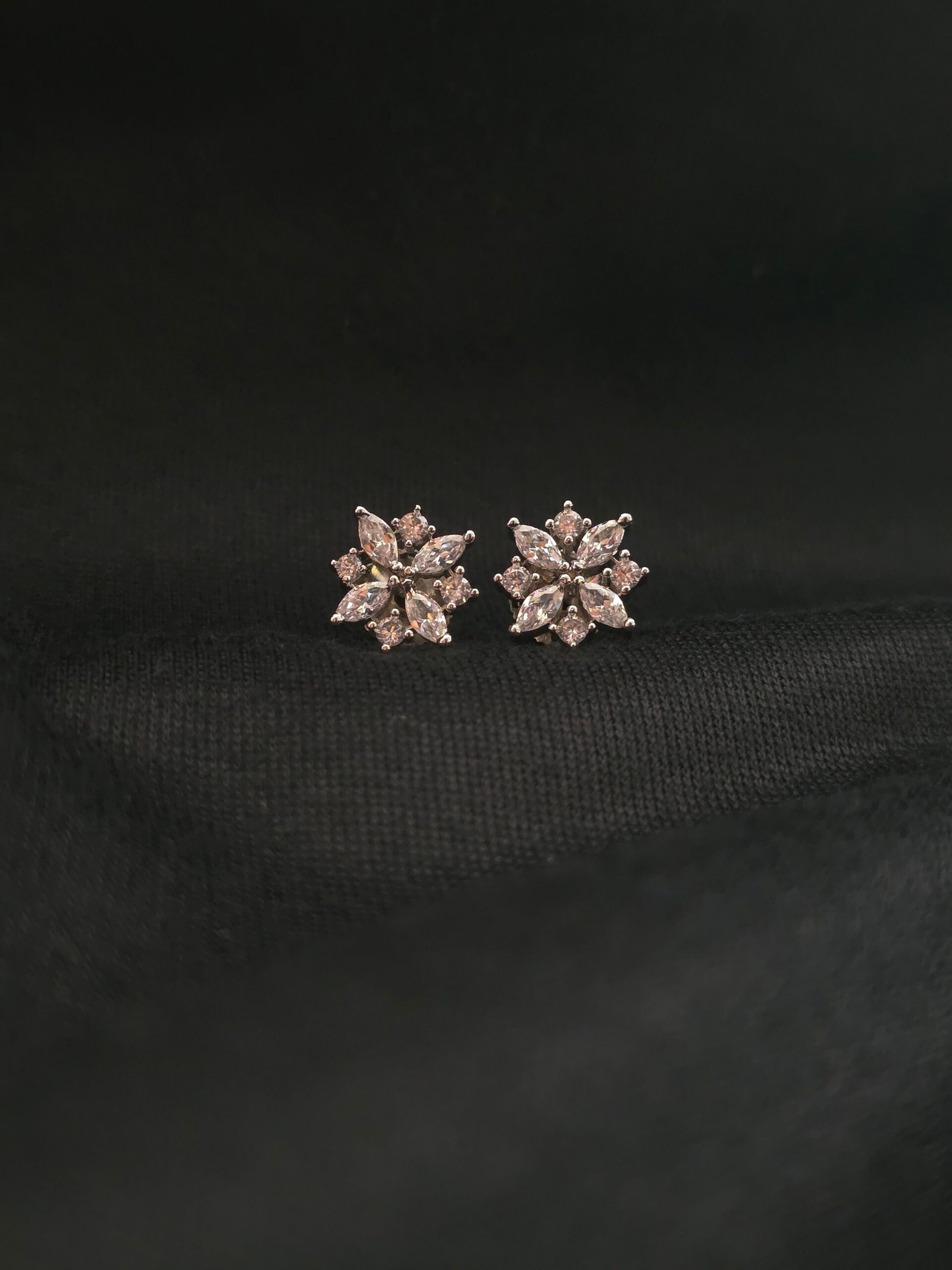 Elegant AD Floral Imitation Stud Earrings