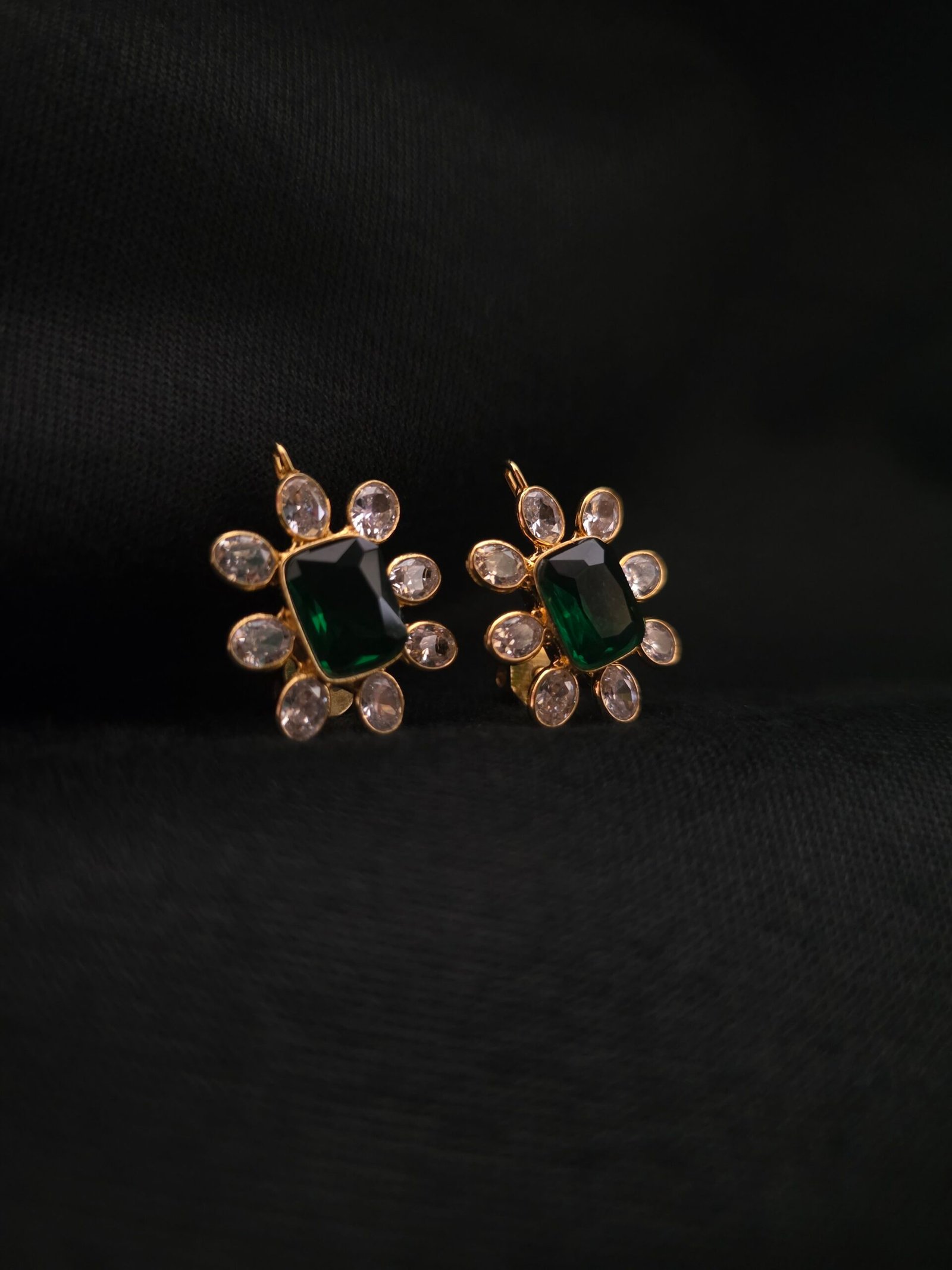 Emerald Floral Polki Stud Earrings