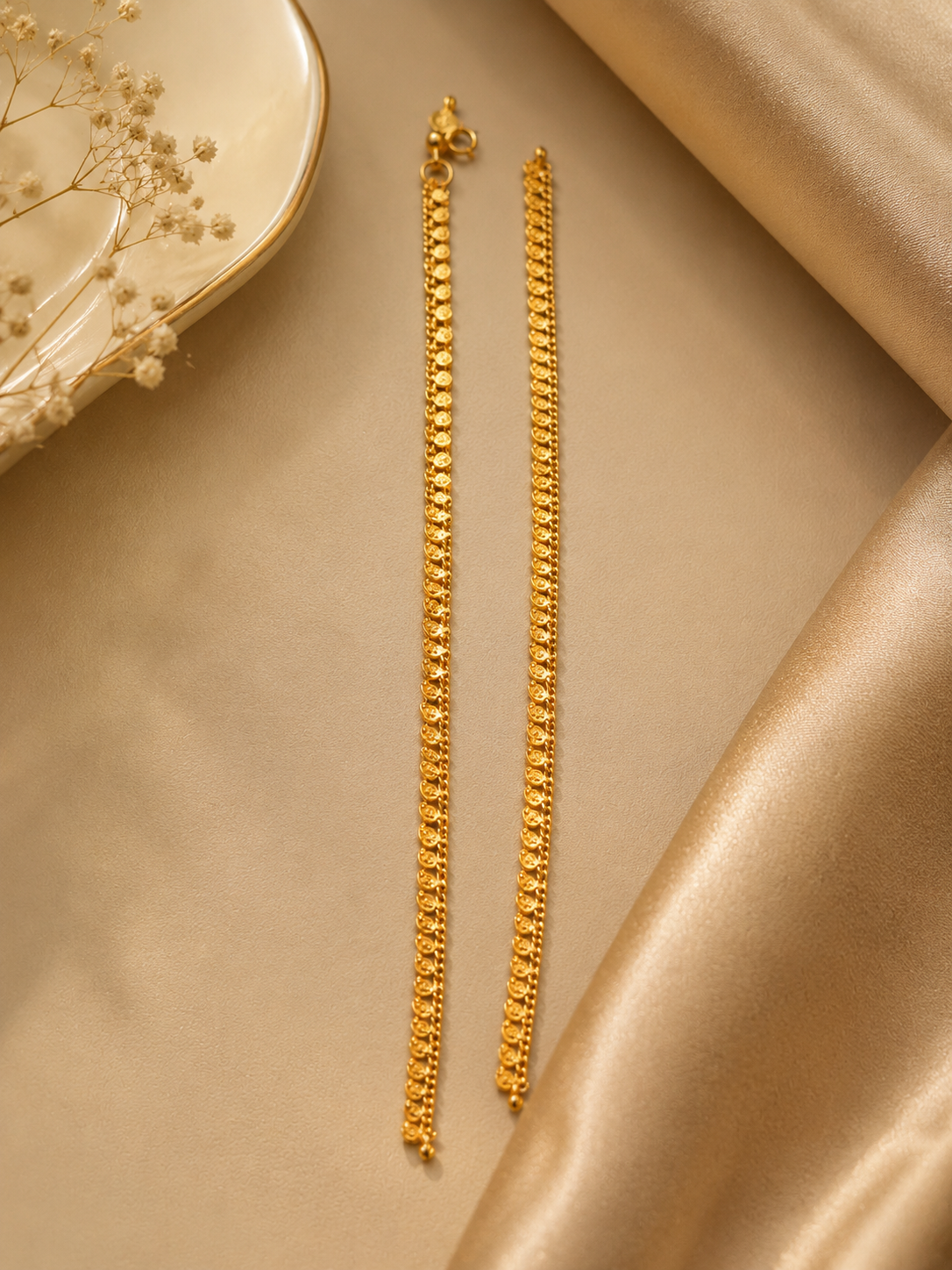 Gold Polish Leaf Pattern Designer Payal for Women | Traditional Wedding & Festive Anklet Pair